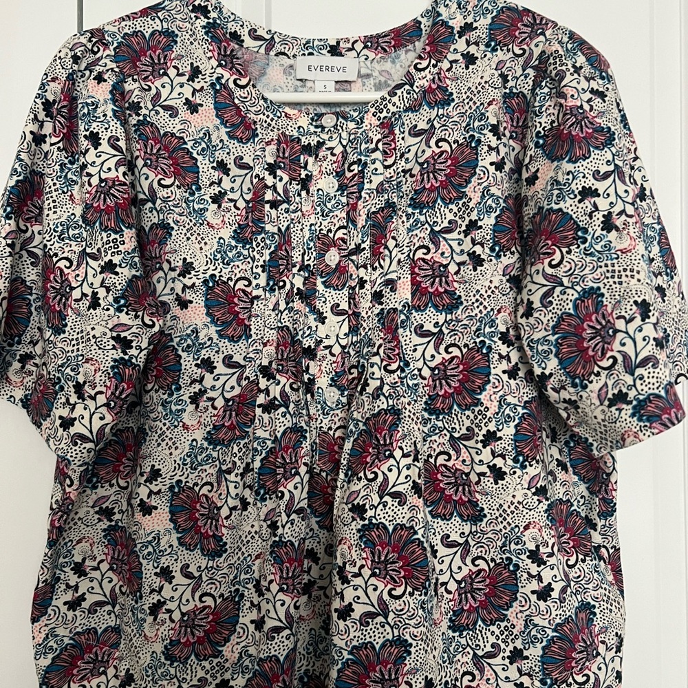 Evereve Cream Boxy Blouse with Peter Pan Collar